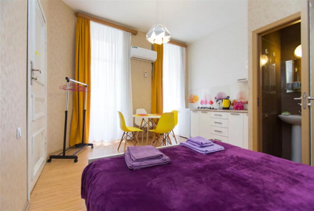Pop Art Studio Apartment Тбілісі Екстер'єр фото