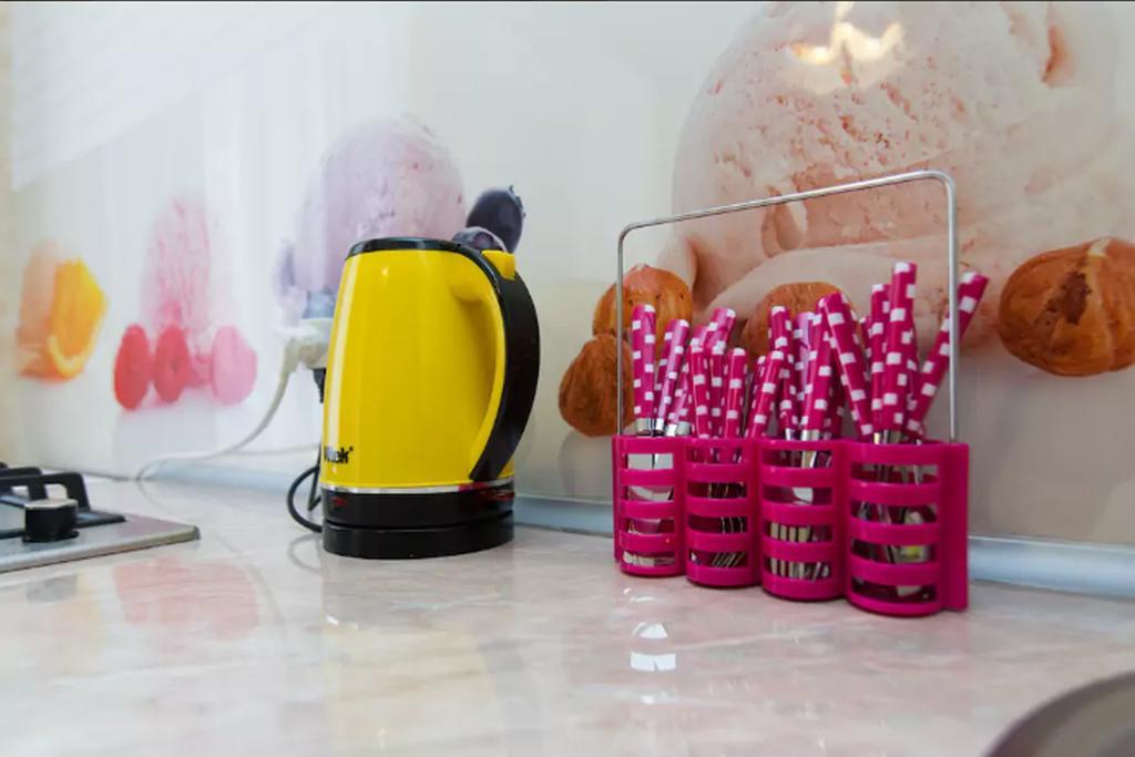 Pop Art Studio Apartment Тбілісі Екстер'єр фото